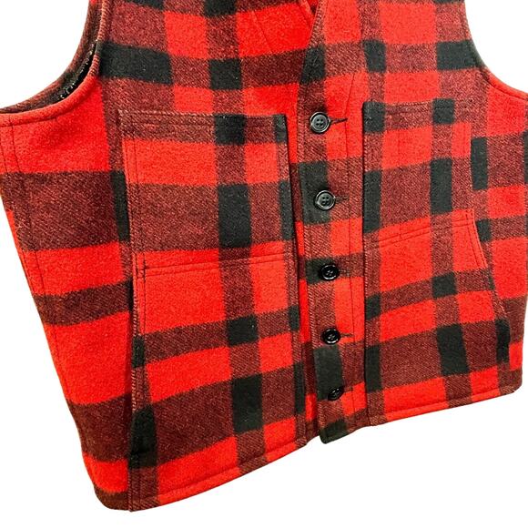 VINTAGE FILSON Mackinaw Virgin Wool Vest Mens 44 Red Black Buffalo Plaid - Picture 6 of 6